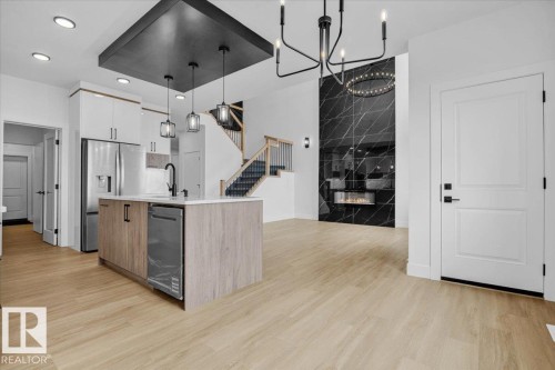 12 Edgefield Way, St. Albert, AB - Indoor Photo Showing Kitchen