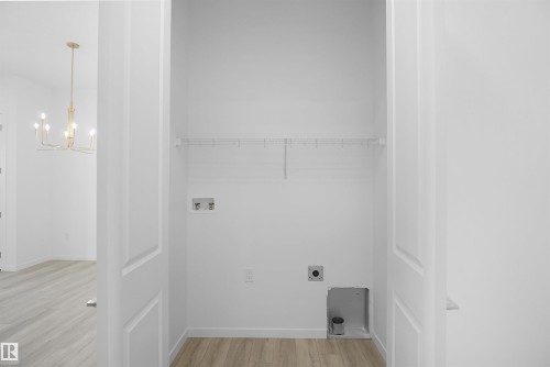 7519 Observer Lane, Edmonton, AB - Indoor