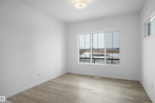 7519 Observer Lane, Edmonton, AB - Indoor Photo Showing Other Room
