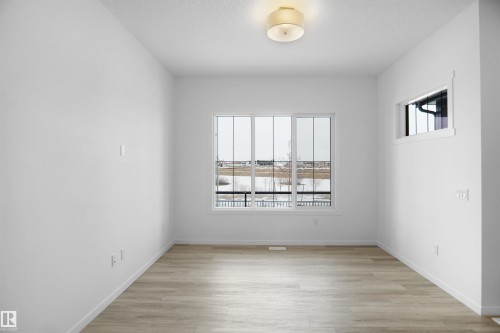 7519 Observer Lane, Edmonton, AB - Indoor Photo Showing Other Room