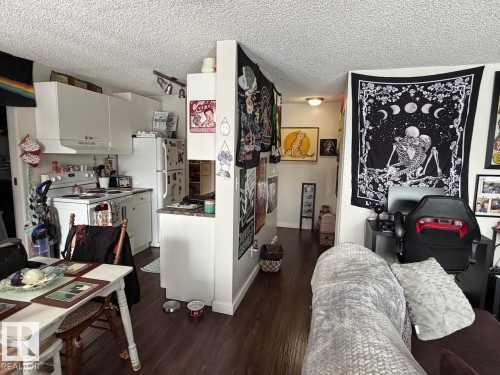 201 57 Brown Street, Stony Plain, AB - Indoor Photo Showing Other Room