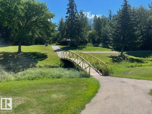 201 57 Brown Street, Stony Plain, AB - Outdoor