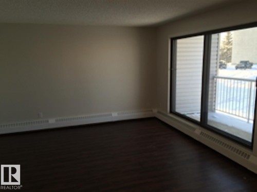 201 57 Brown Street, Stony Plain, AB - Indoor Photo Showing Other Room