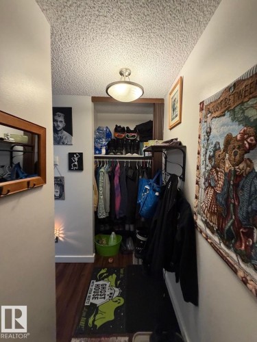 201 57 Brown Street, Stony Plain, AB - Indoor