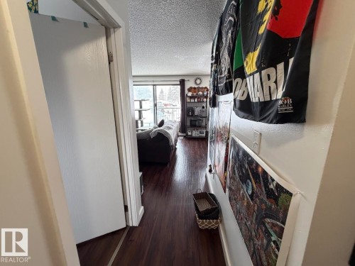 201 57 Brown Street, Stony Plain, AB - Indoor Photo Showing Other Room