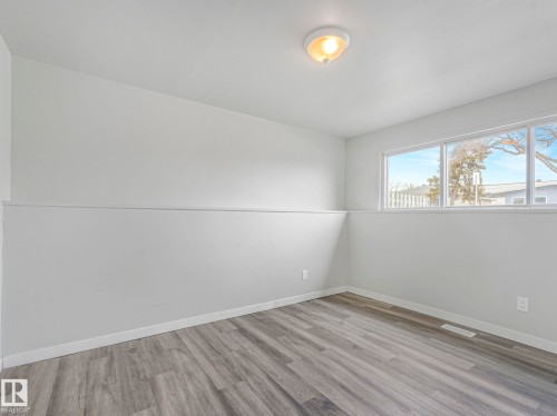 12722/24 83 Street, Edmonton, AB - Indoor Photo Showing Other Room