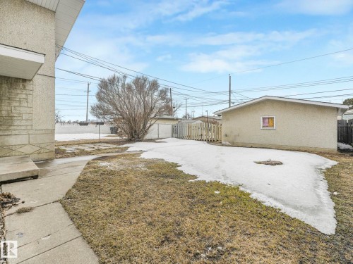 12722/24 83 Street, Edmonton, AB - Outdoor