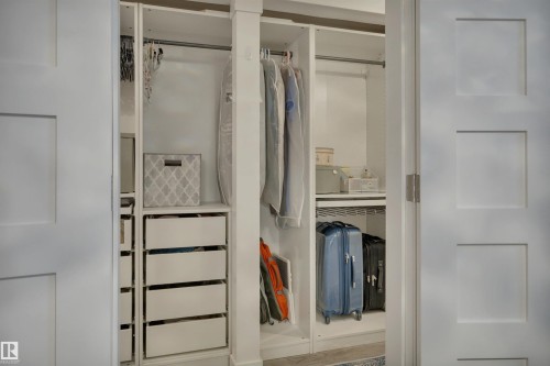 10435 39A Avenue, Edmonton, AB - Indoor