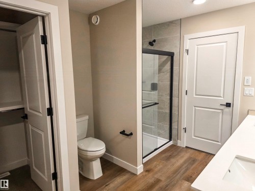 194 Caledon Crescent, Spruce Grove, AB - Indoor Photo Showing Bathroom
