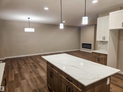 194 CALEDON Crescent Spruce Grove, AB T7X 4E3
