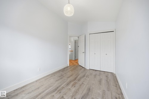 18 Daulton Crescent, St. Albert, AB 