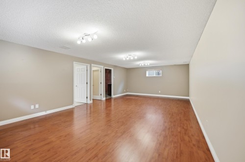 18 Daulton Crescent, St. Albert, AB 