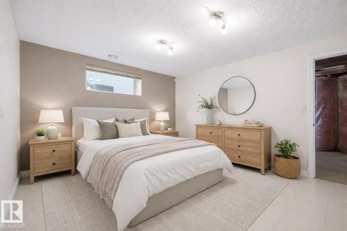 18 Daulton Crescent, St. Albert, AB 