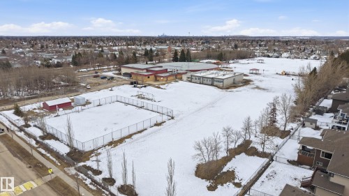 18 Daulton Crescent, St. Albert, AB 