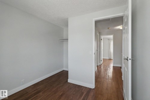 5428 146 Avenue, Edmonton, AB - Indoor Photo Showing Other Room