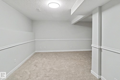 5428 146 Avenue, Edmonton, AB - Indoor Photo Showing Other Room