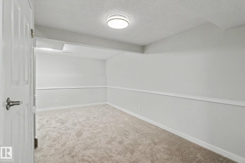 5428 146 Avenue, Edmonton, AB - Indoor Photo Showing Other Room