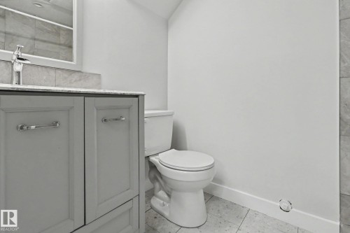 5428 146 Avenue, Edmonton, AB - Indoor Photo Showing Bathroom