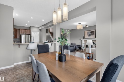 389 Simmonds Way, Leduc, AB - Indoor Photo Showing Dining Room