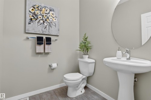 389 Simmonds Way, Leduc, AB - Indoor Photo Showing Bathroom