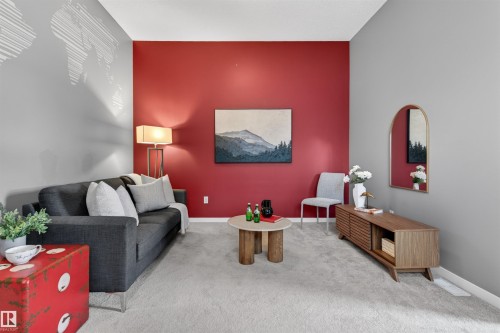 389 Simmonds Way, Leduc, AB - Indoor Photo Showing Living Room