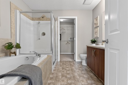 389 Simmonds Way, Leduc, AB - Indoor Photo Showing Bathroom