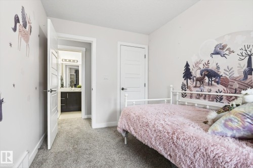 9844 80 Avenue, Edmonton, AB - Indoor Photo Showing Bedroom