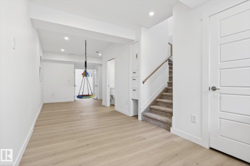 9844 80 Avenue, Edmonton, AB - Indoor Photo Showing Other Room