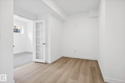 9844 80 Avenue, Edmonton, AB - Indoor Photo Showing Other Room
