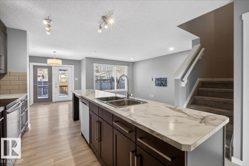 35 Prairie Gate, Spruce Grove, AB - Indoor Photo Showing Kitchen With Double Sink With Upgraded Kitchen