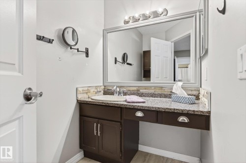 17 Lepine Place, St. Albert, AB - Indoor Photo Showing Bathroom