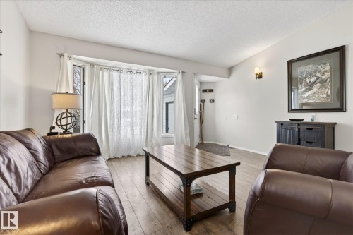 17 Lepine Place, St. Albert, AB - Indoor Photo Showing Living Room