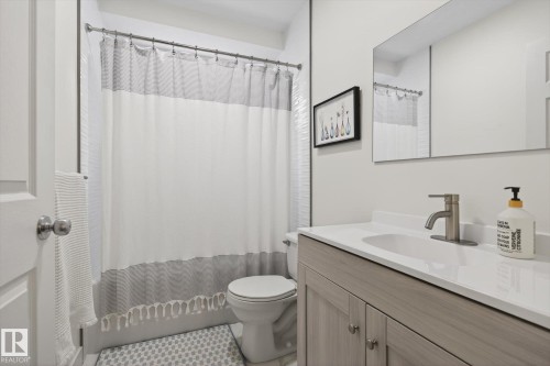 7 Escada Close, St. Albert, AB - Indoor Photo Showing Bathroom