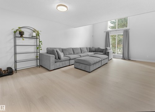 4636 151 Street, Edmonton, AB - Indoor