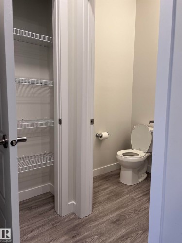 90 804 Welsh Drive, Edmonton, AB - Indoor Photo Showing Bathroom