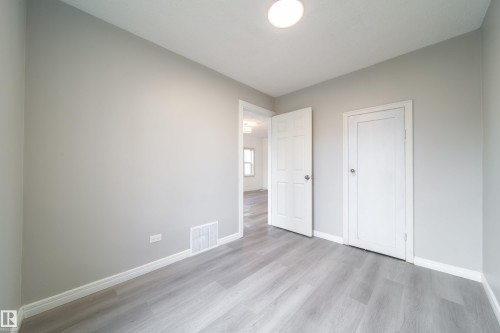 11912 77 Street, Edmonton, AB - Indoor Photo Showing Other Room