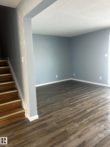 11504 139 Avenue, Edmonton, AB - Indoor Photo Showing Other Room