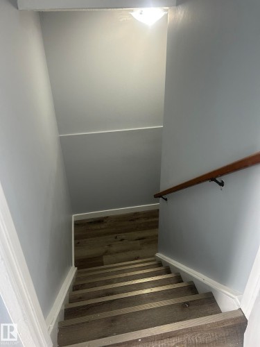 11504 139 Avenue, Edmonton, AB - Indoor Photo Showing Other Room