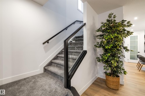 9715 87 Street, Edmonton, AB - Indoor Photo Showing Other Room