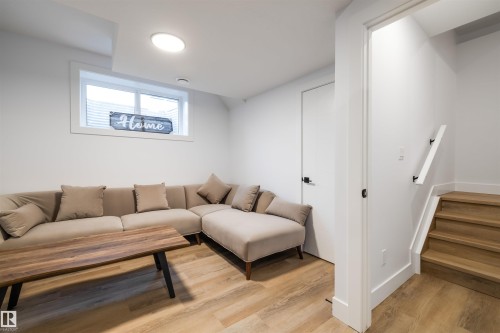 9715 87 Street, Edmonton, AB - Indoor Photo Showing Living Room