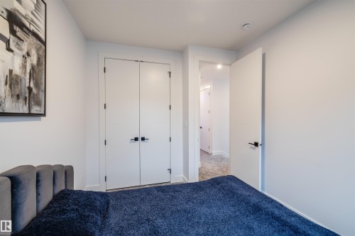 13924 107A Avenue, Edmonton, AB - Indoor Photo Showing Bedroom