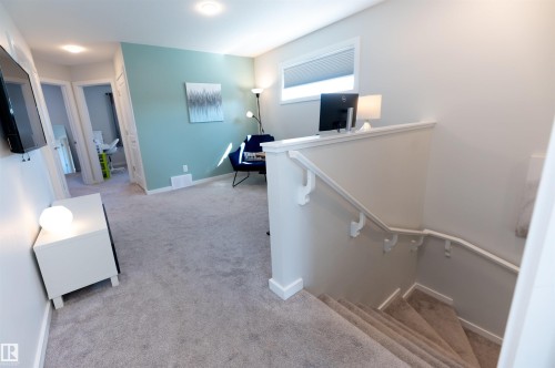 6078 Naden Landing, Edmonton, AB - Indoor Photo Showing Other Room