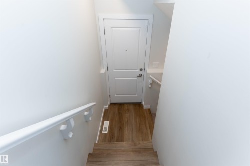 6078 Naden Landing, Edmonton, AB - Indoor Photo Showing Other Room