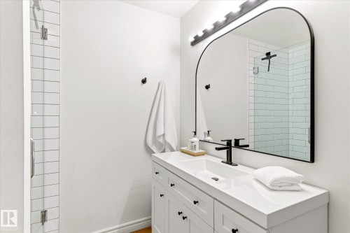 16 Perrault Place, St. Albert, AB - Indoor Photo Showing Bathroom