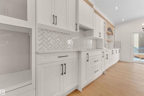 31 Eldridge Point(E), St. Albert, AB - Indoor Photo Showing Kitchen