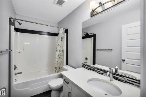 57 723 172 Street, Edmonton, AB - Indoor Photo Showing Bathroom