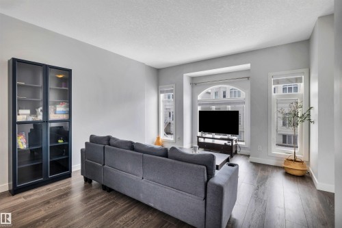 57 723 172 Street, Edmonton, AB - Indoor Photo Showing Living Room