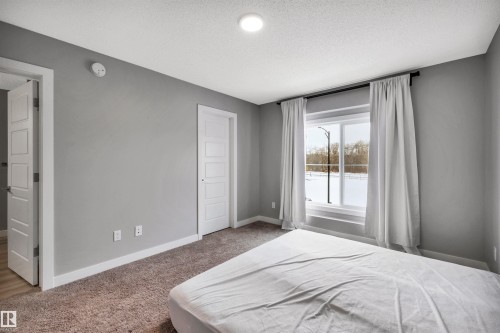6256 175 Avenue, Edmonton, AB - Indoor Photo Showing Bedroom