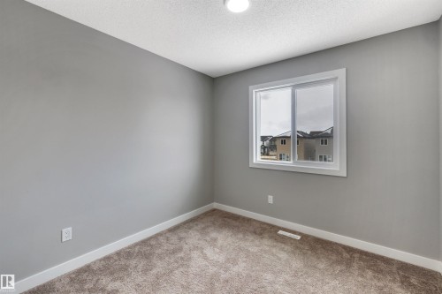 6256 175 Avenue, Edmonton, AB - Indoor Photo Showing Other Room