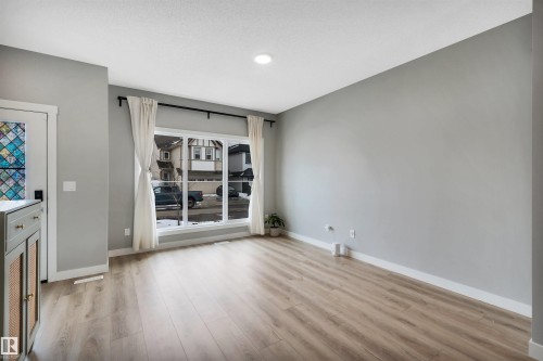 6256 175 Avenue, Edmonton, AB - Indoor Photo Showing Other Room